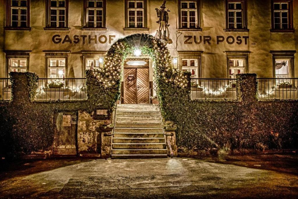 Gasthof Hotel Zur Post Egloffstein Esterno foto