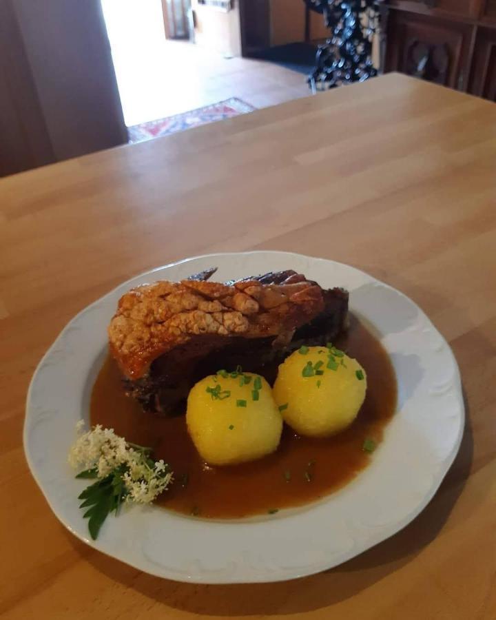 Gasthof Hotel Zur Post Egloffstein Esterno foto
