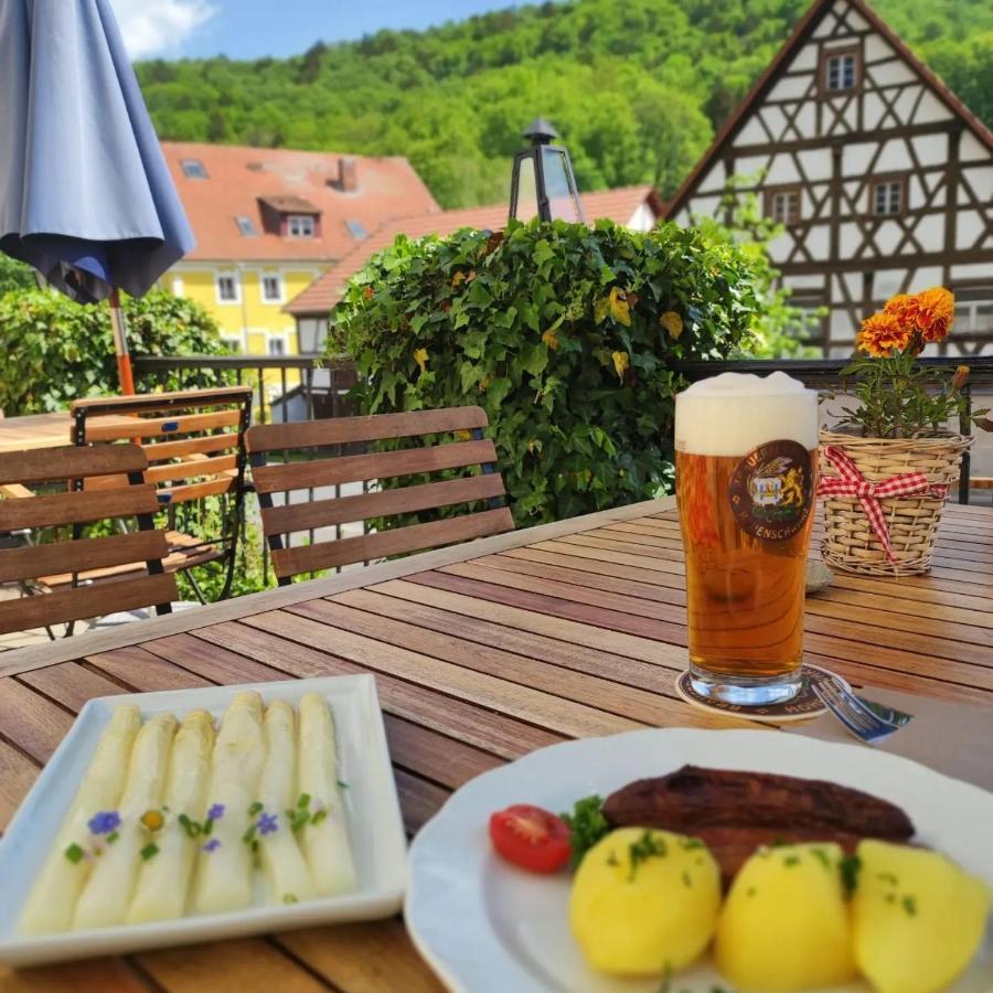 Gasthof Hotel Zur Post Egloffstein Esterno foto