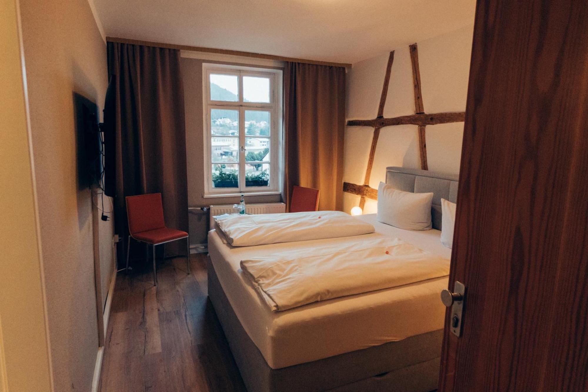 Gasthof Hotel Zur Post Egloffstein Esterno foto