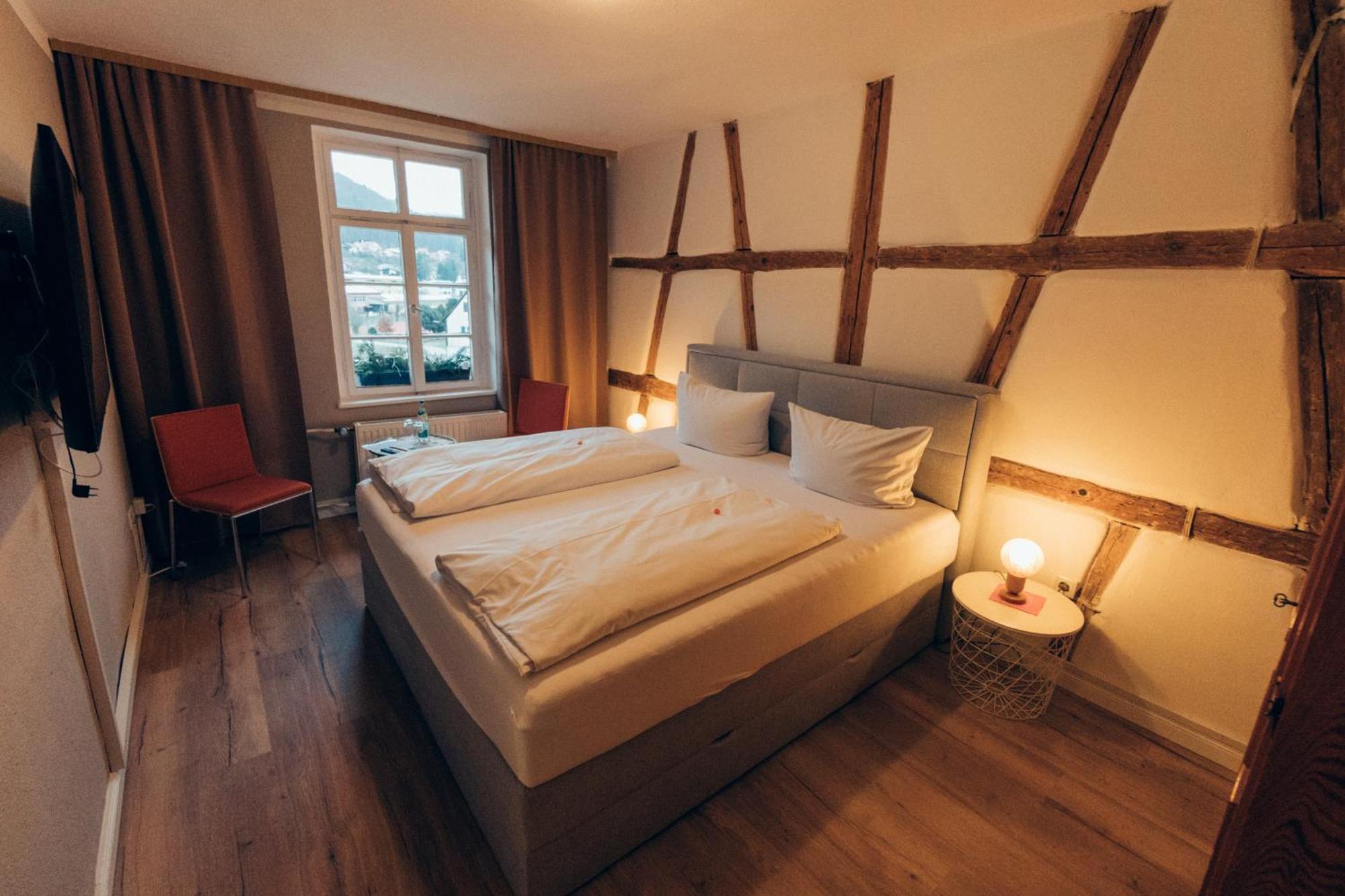 Gasthof Hotel Zur Post Egloffstein Esterno foto