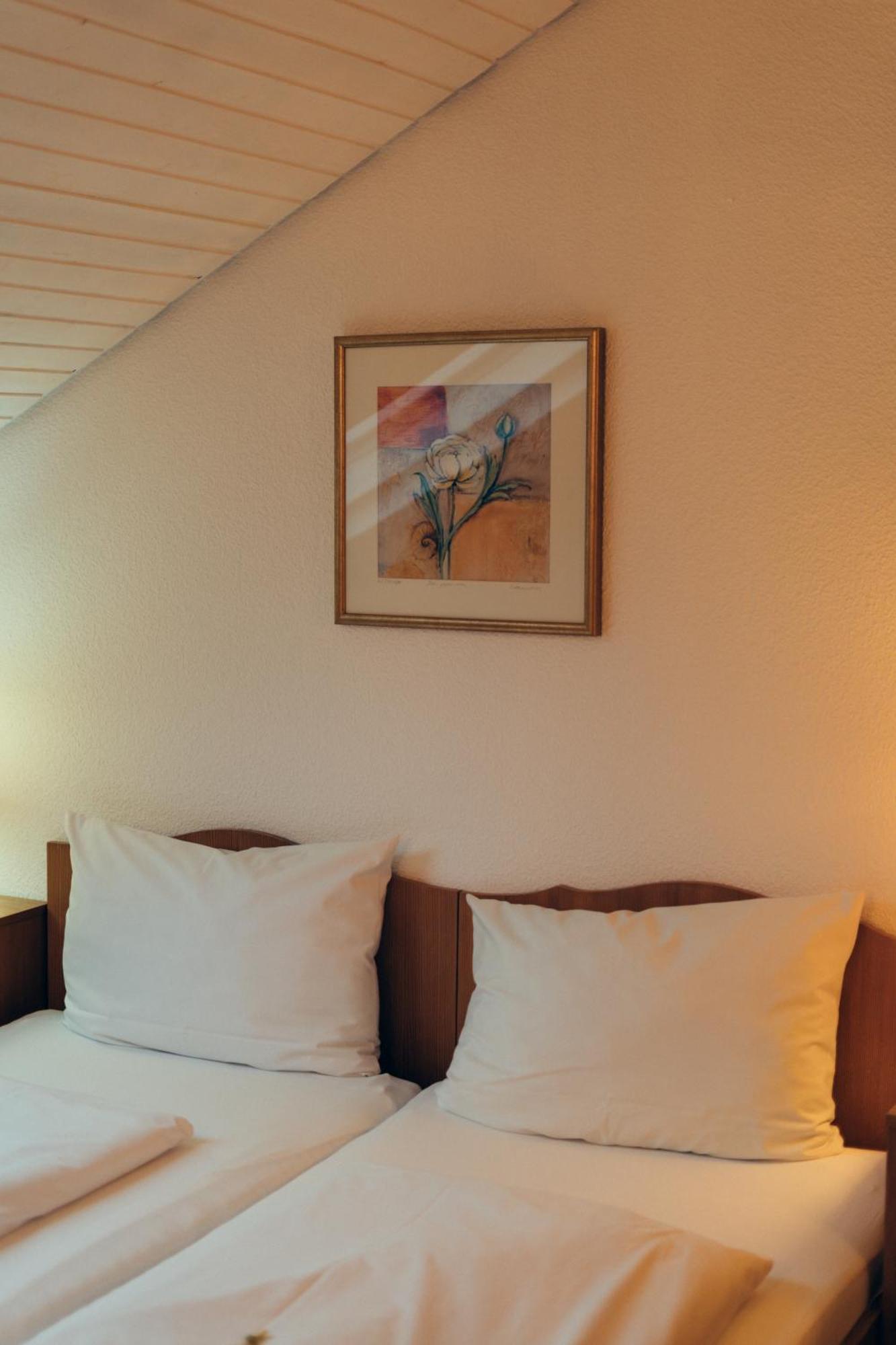 Gasthof Hotel Zur Post Egloffstein Esterno foto